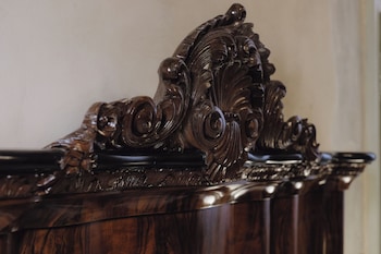 palazzo guazzoni zaccaria