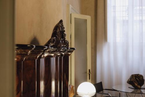 palazzo guazzoni zaccaria