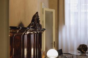 palazzo guazzoni zaccaria