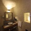 1811 cave hotel