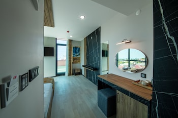 air barbaros hotel