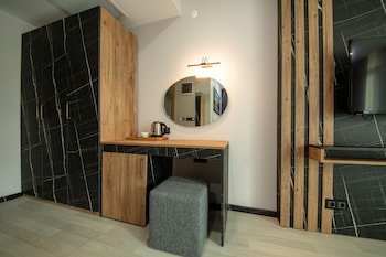 air barbaros hotel