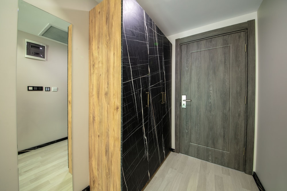 air barbaros hotel