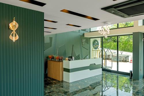 air barbaros hotel