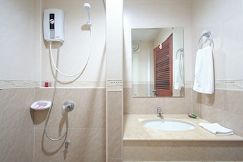shamrock hotel pattaya