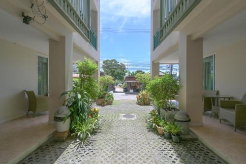 shamrock hotel pattaya
