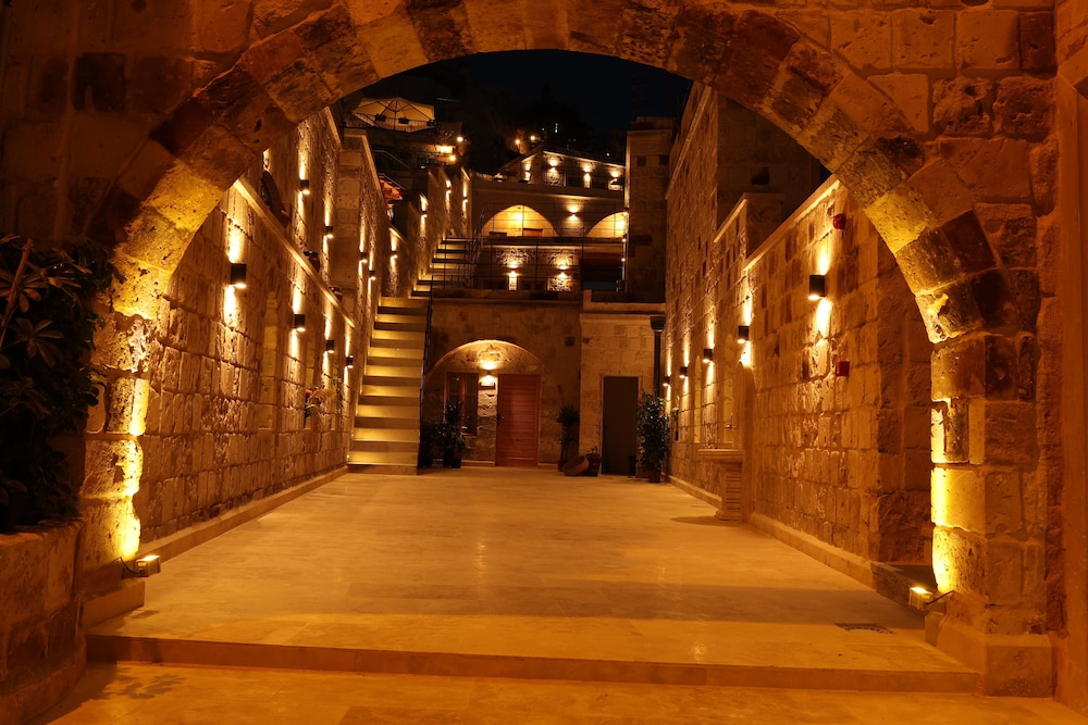 caverna hotel premium caves