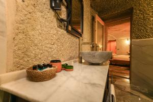 caverna hotel premium caves