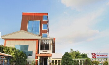 mak green garden urban stay