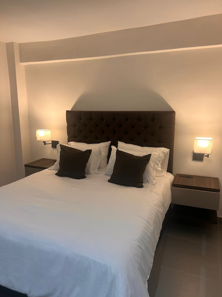 hotel zuriel boutique
