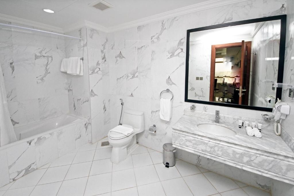 seafront luxury suites jeddah corniche