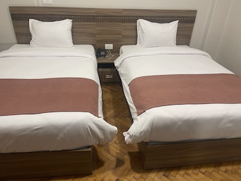 miramar evergreen hotel