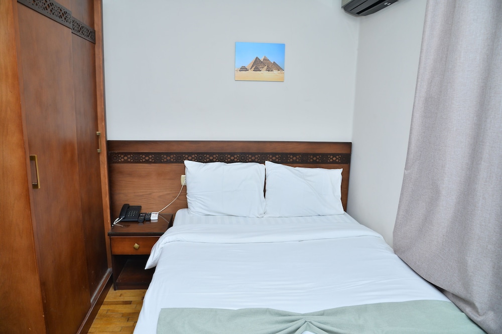 miramar evergreen hotel