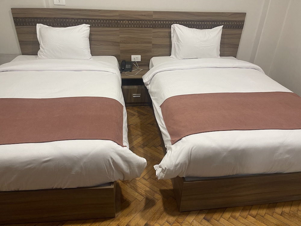 miramar evergreen hotel