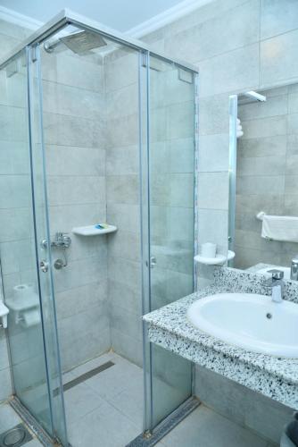 miramar evergreen hotel