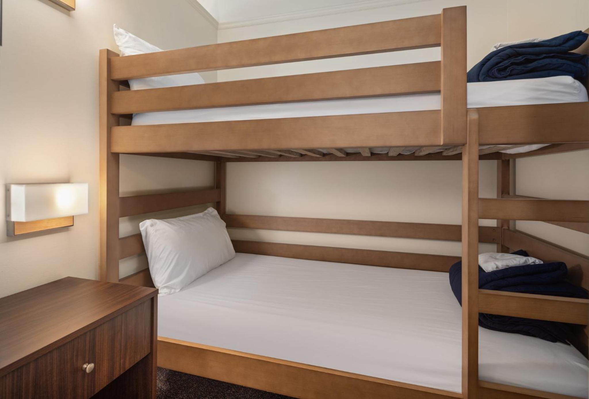 holiday inn hotel and suites maple grove nw mpls a