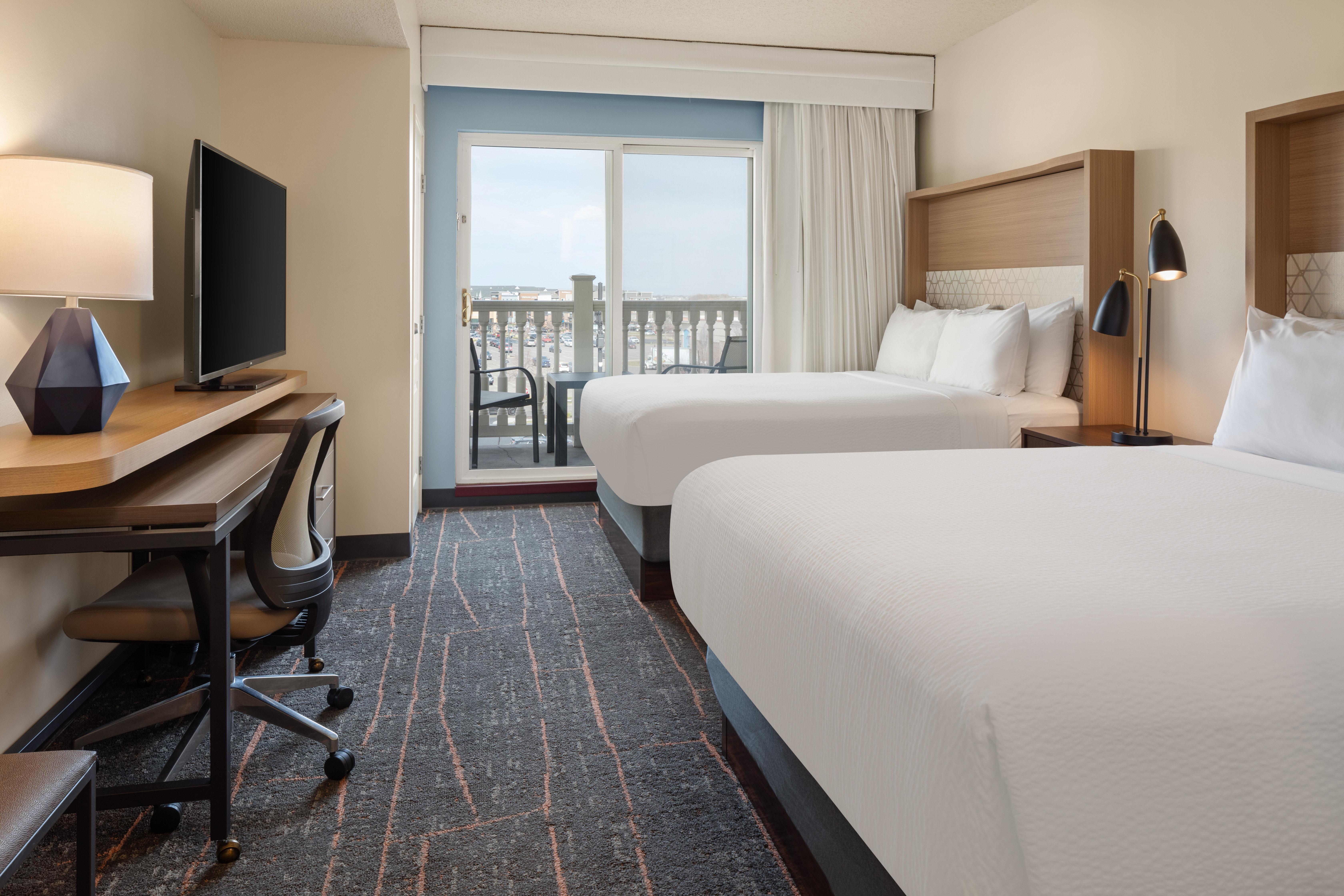 holiday inn hotel and suites maple grove nw mpls a