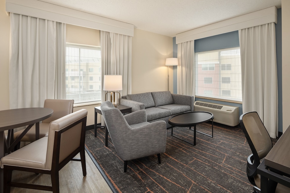 holiday inn hotel and suites maple grove nw mpls a