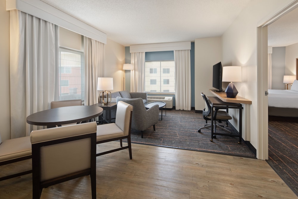 holiday inn hotel and suites maple grove nw mpls a