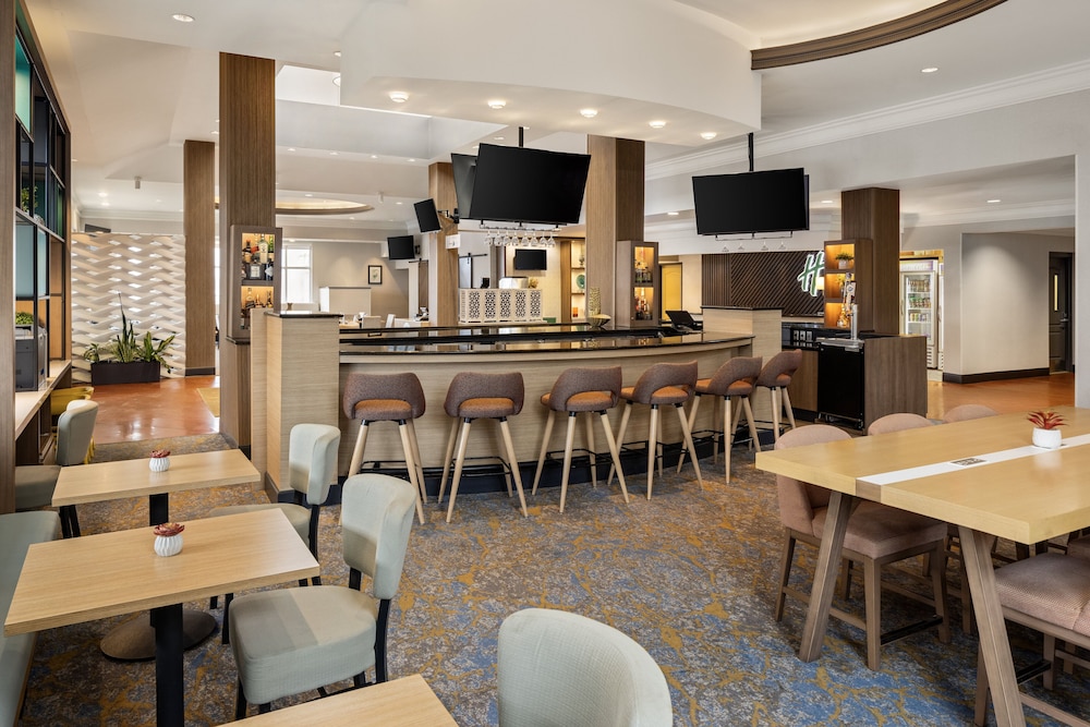 holiday inn hotel and suites maple grove nw mpls a