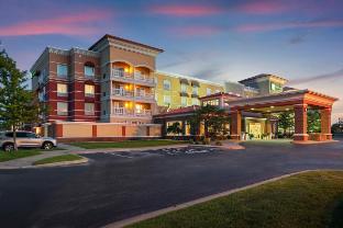 holiday inn hotel and suites maple grove nw mpls a