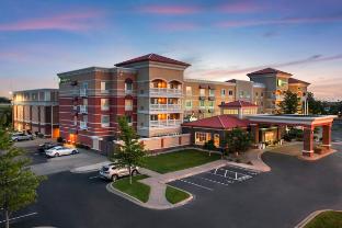 holiday inn hotel and suites maple grove nw mpls a