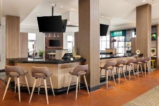 holiday inn hotel and suites maple grove nw mpls a