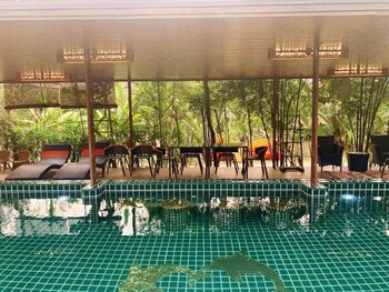 mana an lake hill resort