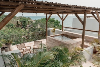 makani luxury wanderlust