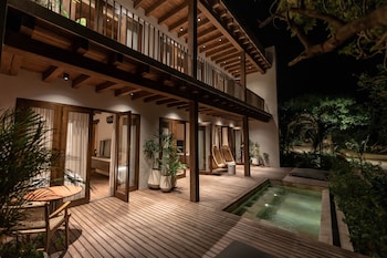 makani luxury wanderlust