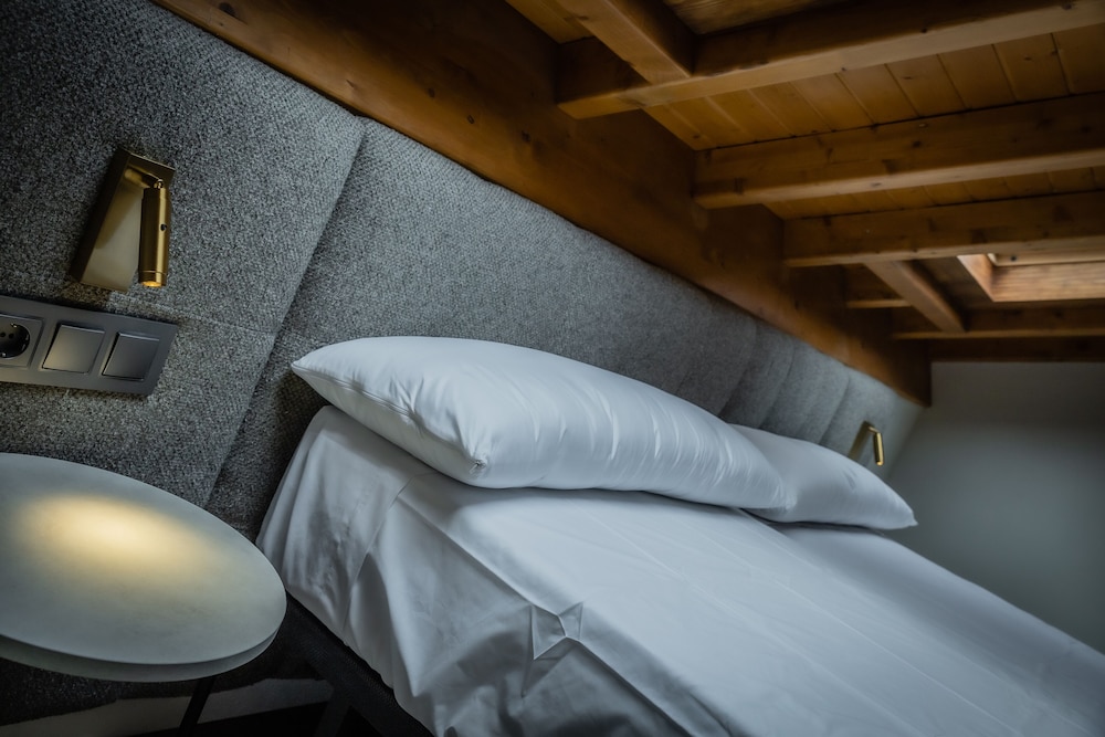 hotel corona de padron