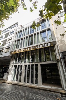 hotel corona de padron