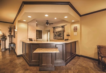 la quinta inn and suites by wyndham marble falls