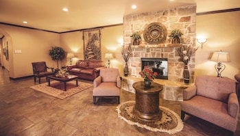 La Quinta Inn & Suites By Wyndham Marble Falls,Marble Falls>>Burnet,3 star