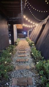 calatagans bahay kubo with beach access