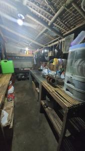 calatagans bahay kubo with beach access