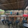 calatagans bahay kubo with beach access