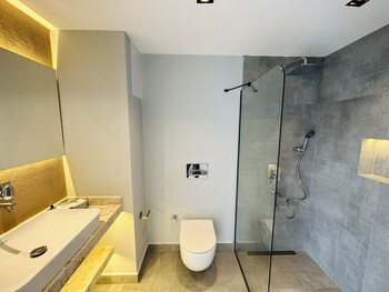 s cape hotel fethiye