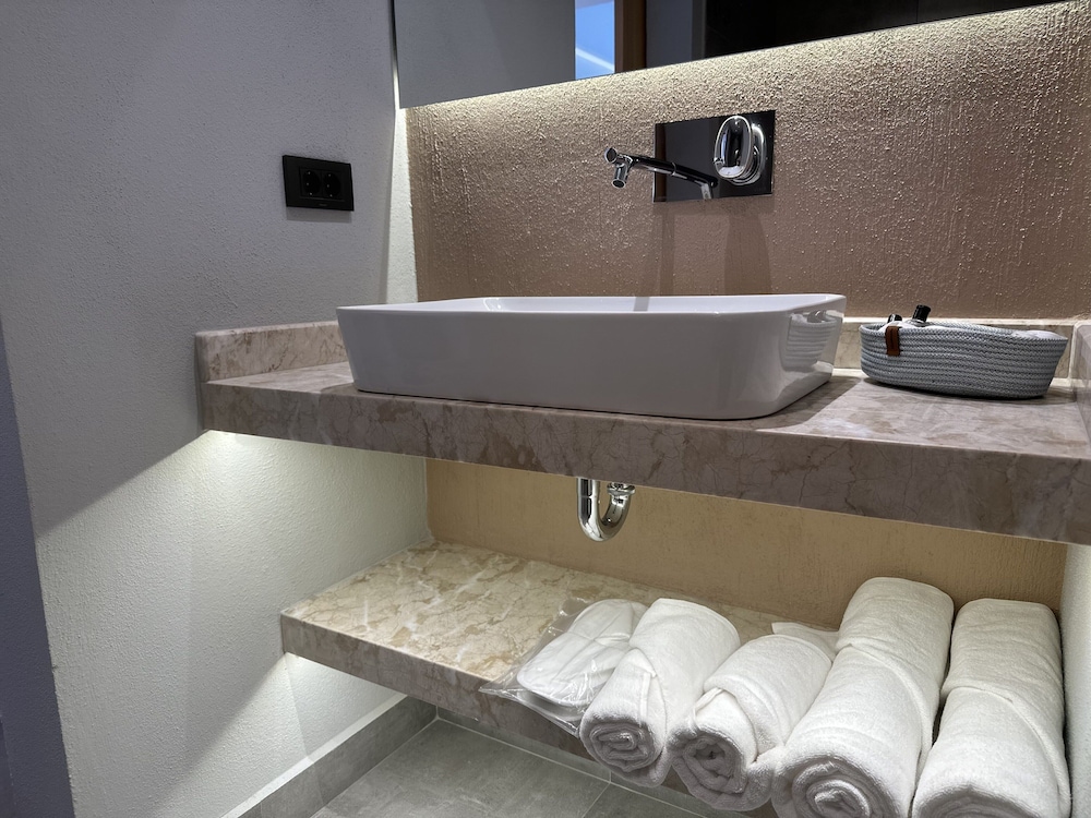 s cape hotel fethiye