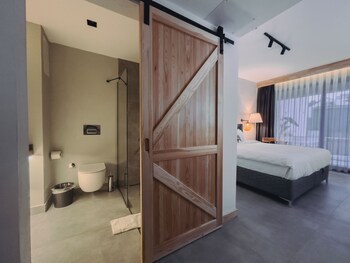 s cape hotel fethiye