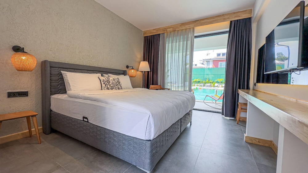 s cape hotel fethiye