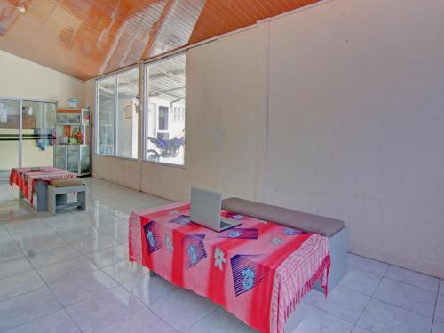 oyo 92872 swakarya guest house