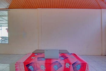 oyo 92872 swakarya guest house