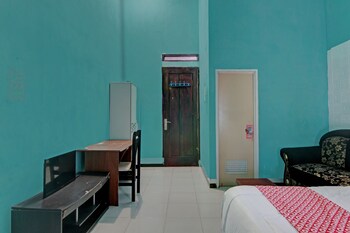 oyo 92872 swakarya guest house