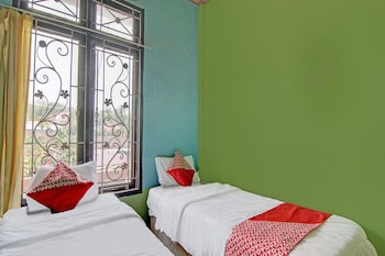 oyo 92872 swakarya guest house