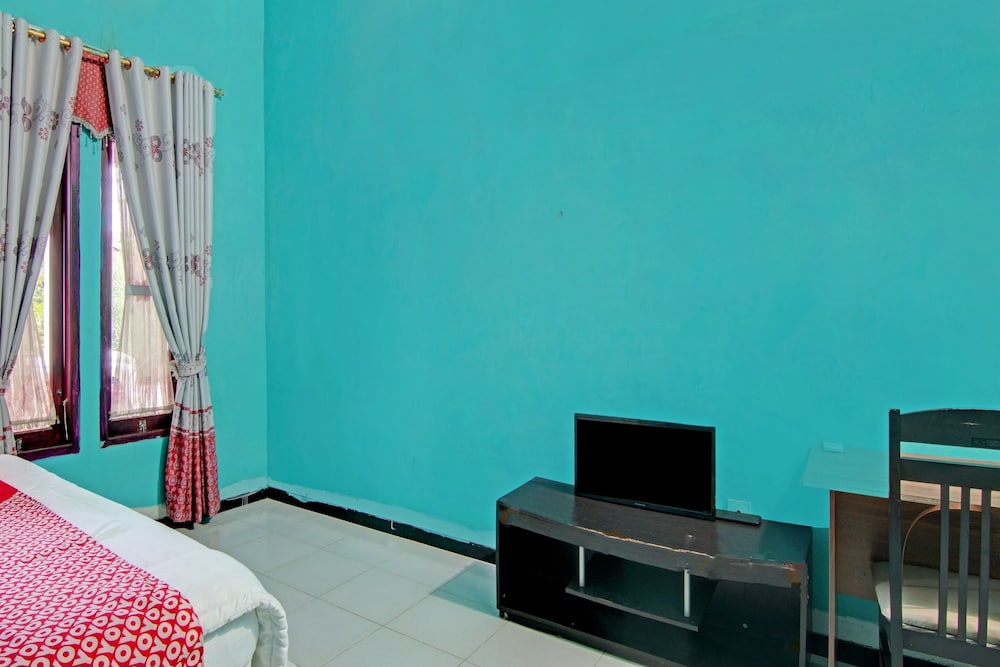 oyo 92872 swakarya guest house