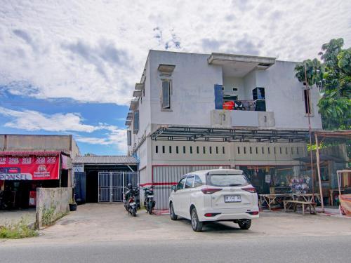 oyo 92872 swakarya guest house