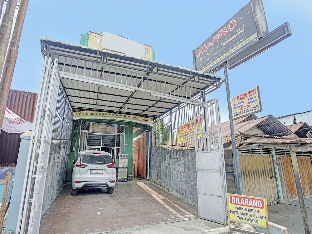 spot on 92905 sutomo residence syariah