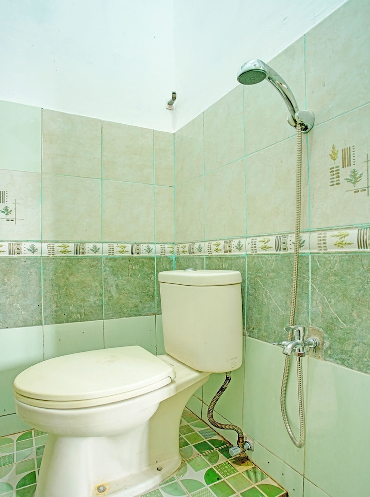 spot on 92905 sutomo residence syariah