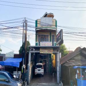 spot on 92905 sutomo residence syariah